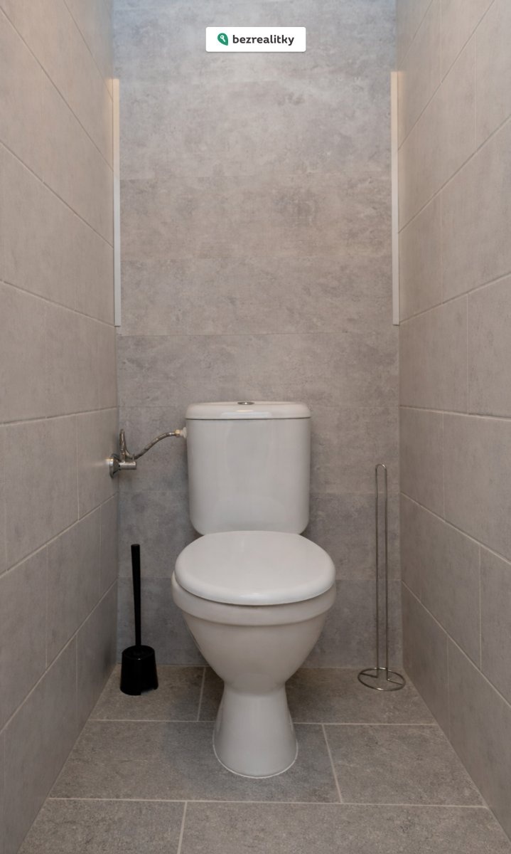 1771944098-ayrxuuexdf-03