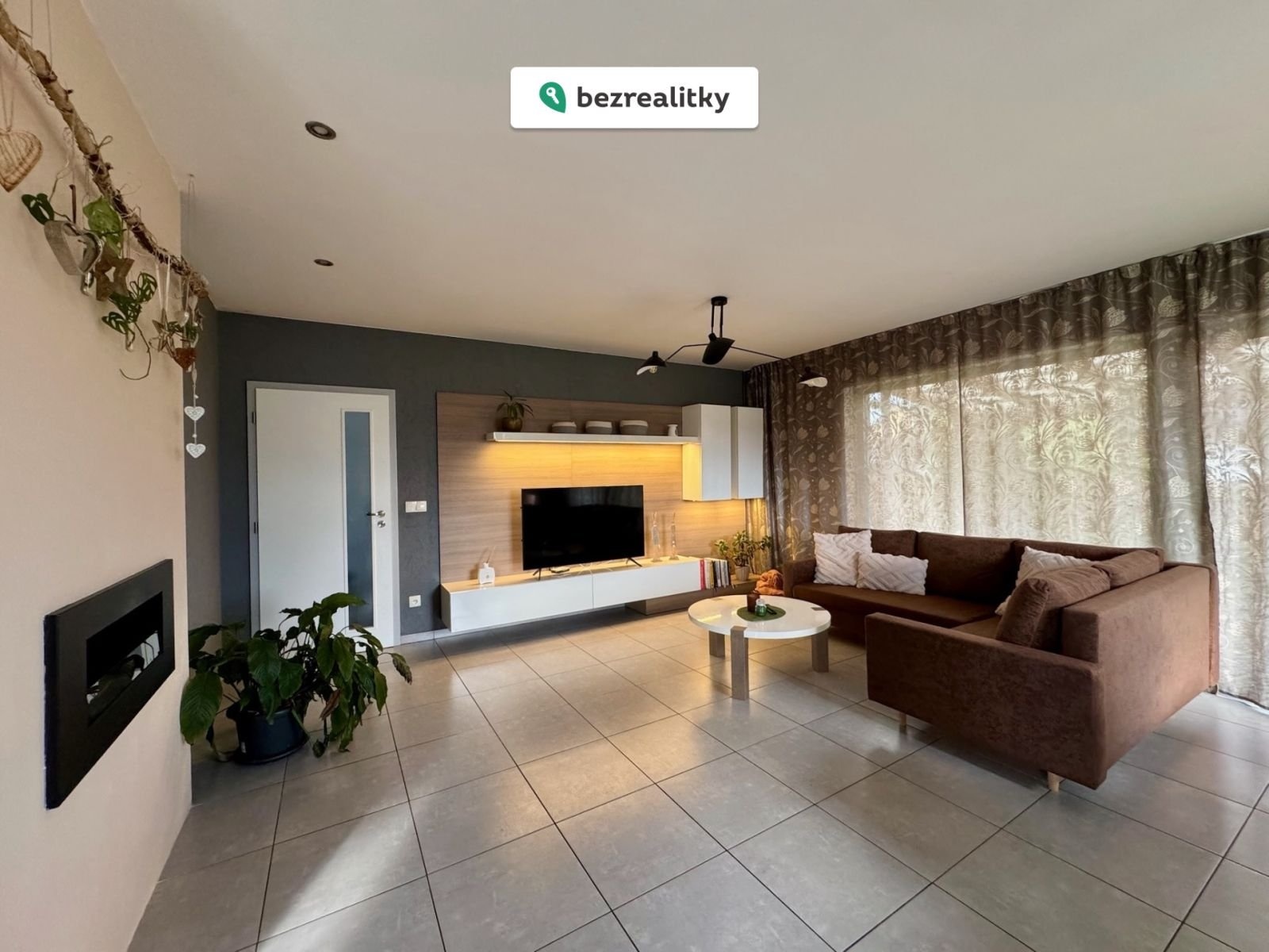 1771864669-tvknefznub-img-4913