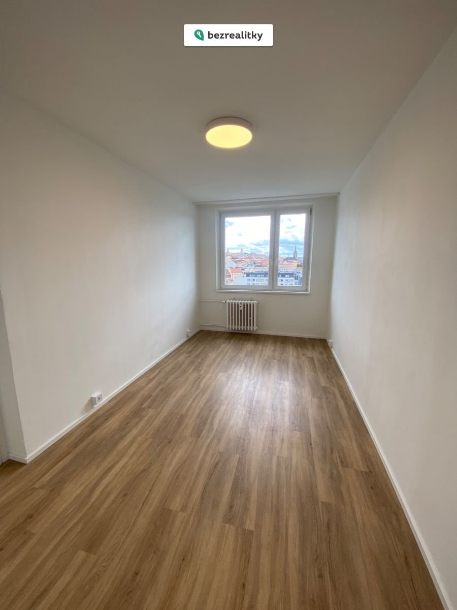 1768126821-hfoatlhyur-pokoj2