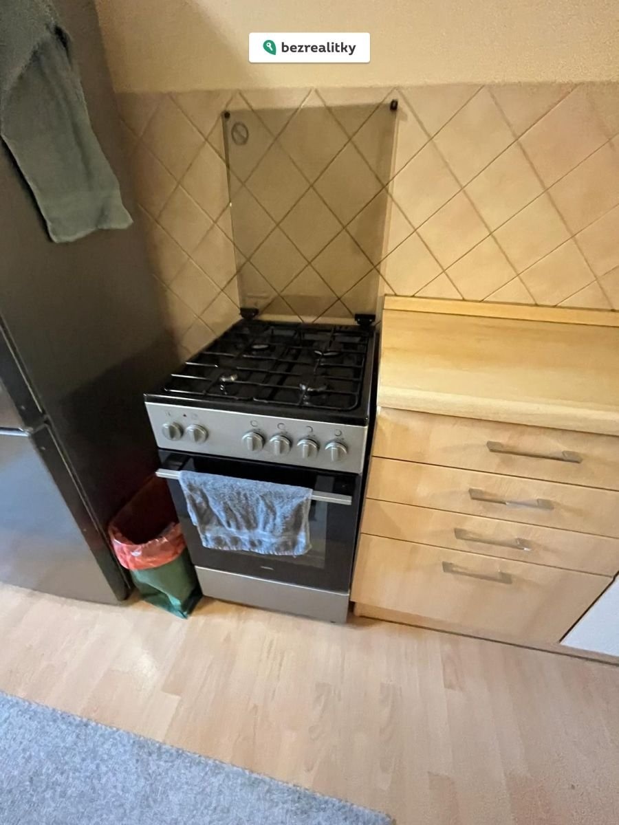 1763456344-evizfbsenc-kuchyn-c4-9b-linka-4