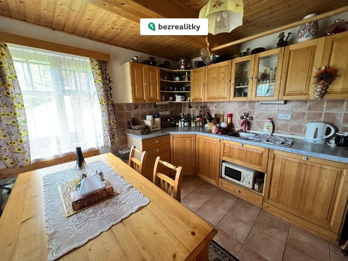 1755866678-xminxbqbri-foto-kuchyn