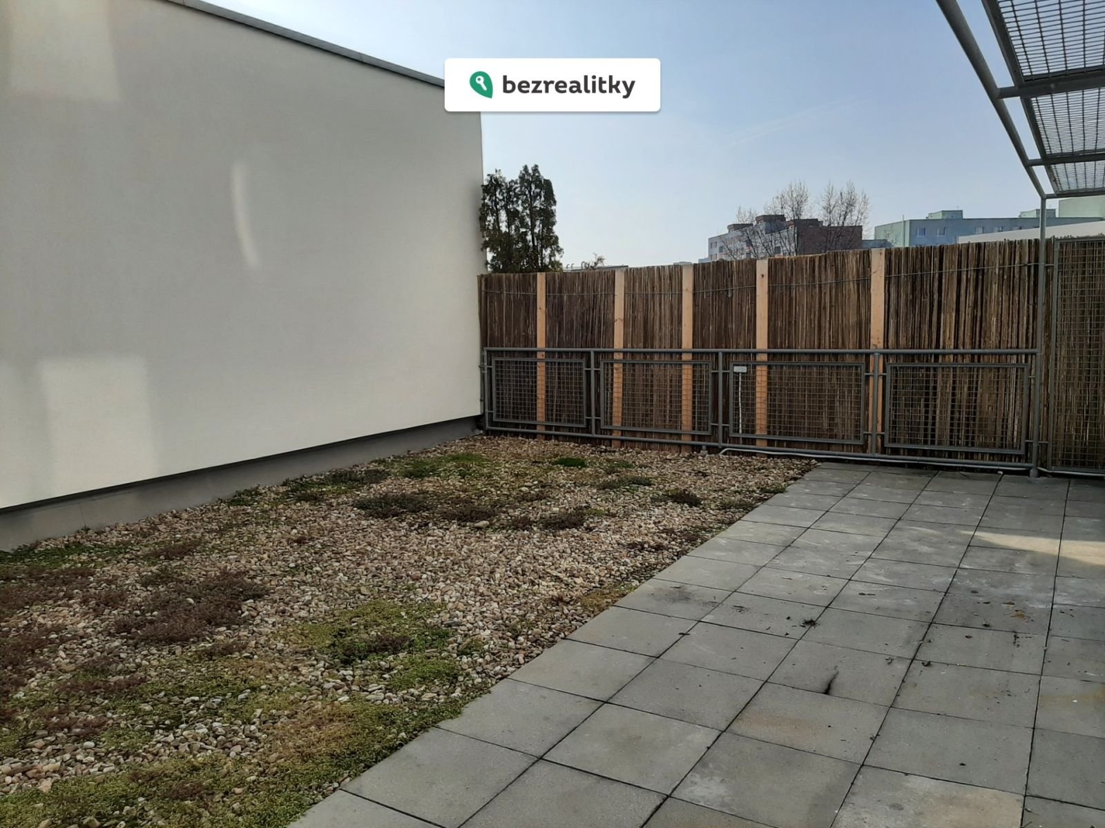 1772356421-ebonrzpvmz-20260301-093613