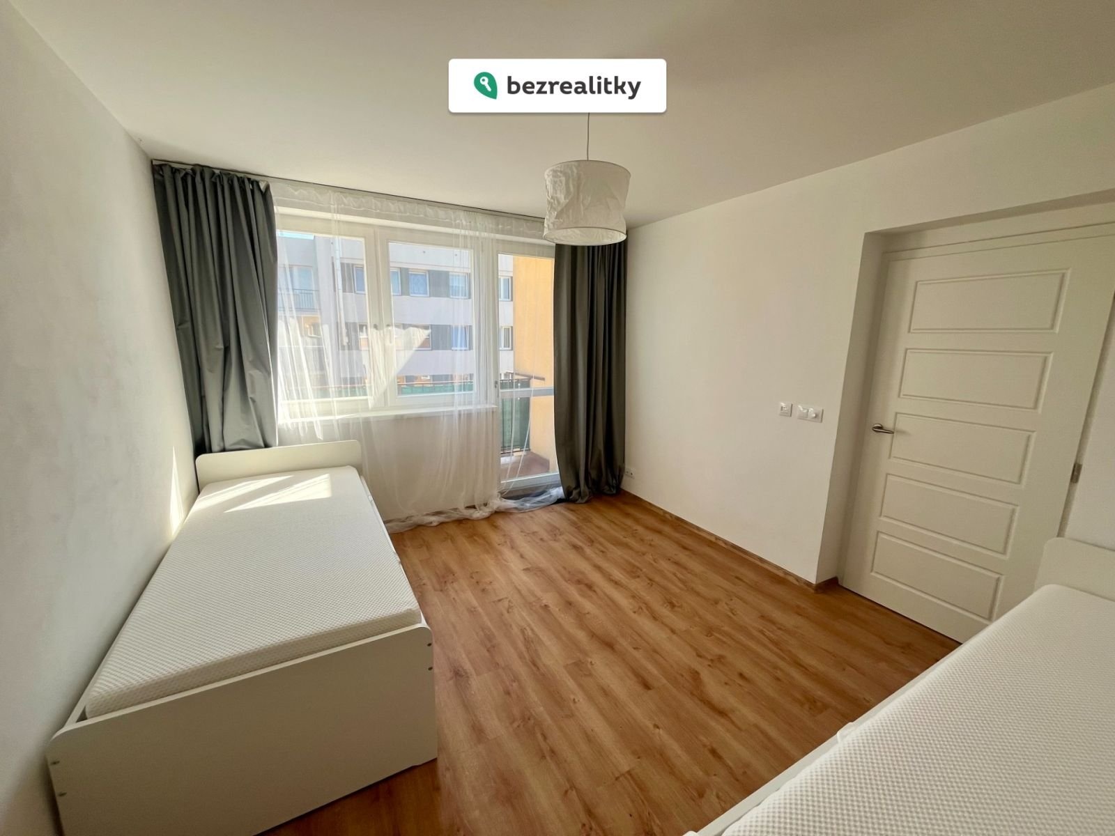 1753257999-tnbvzsbyps-loznice-i