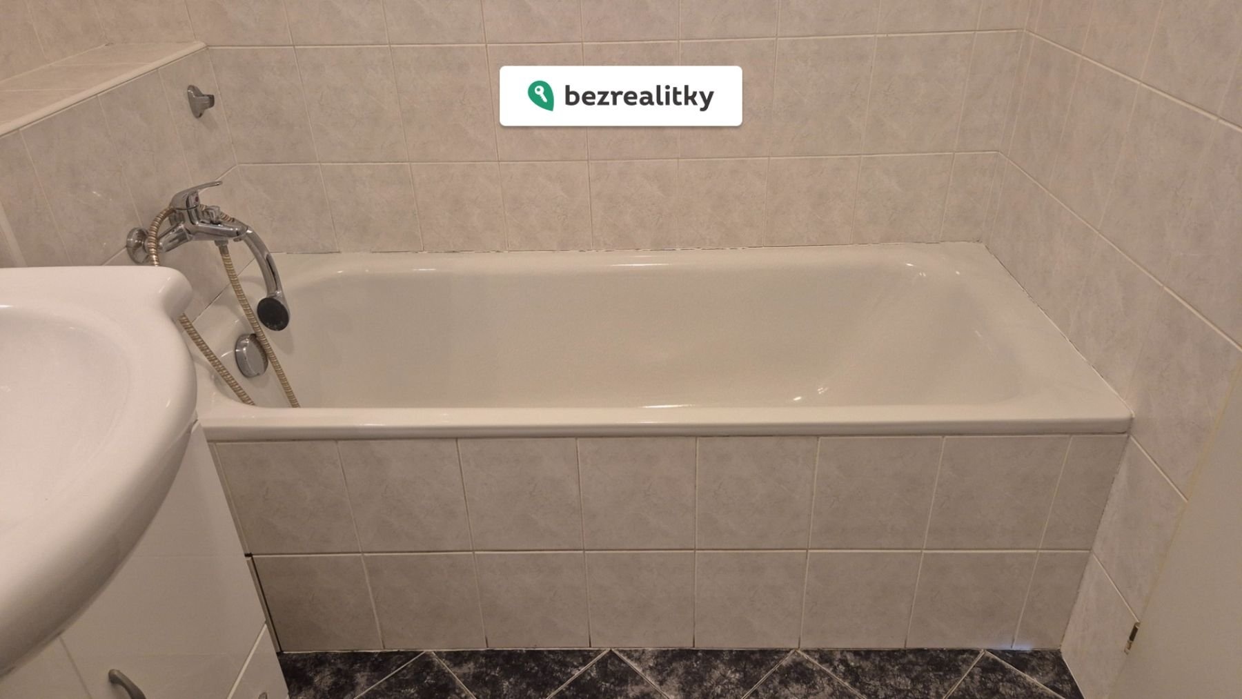 1771018823-zjwtrbbfzh-29211