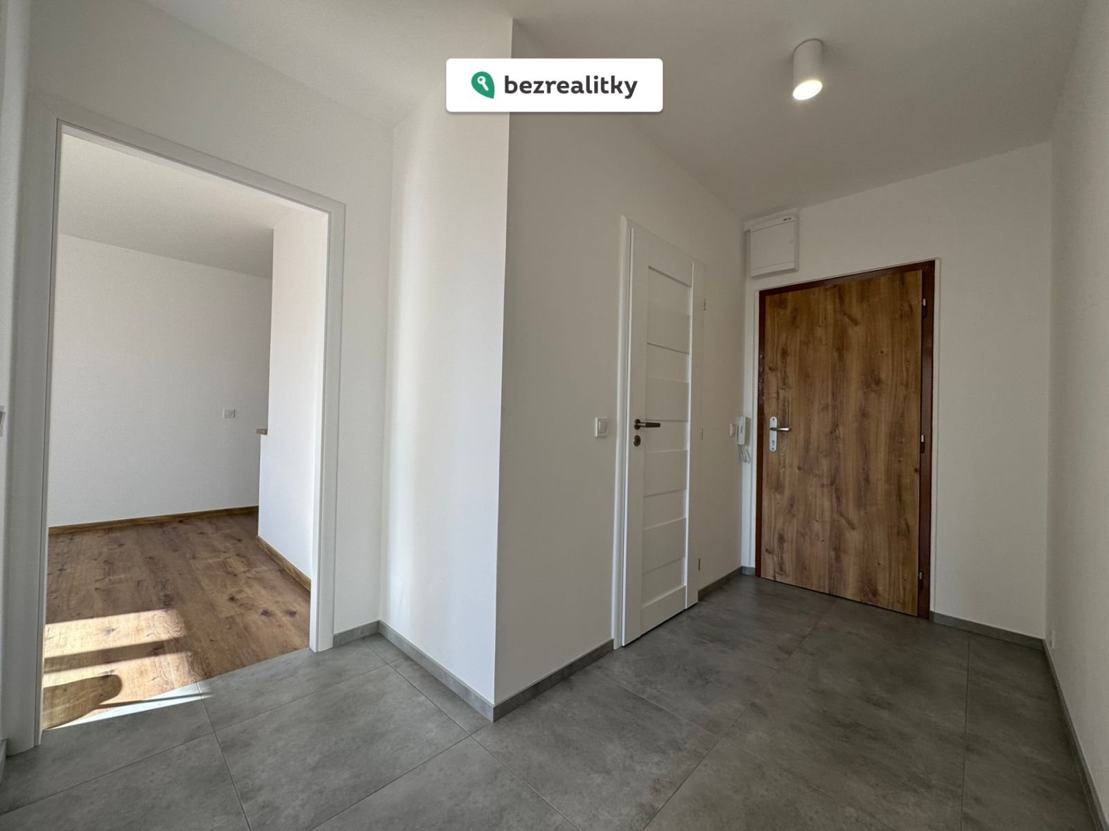 1772099135-hxdhftxnof-11