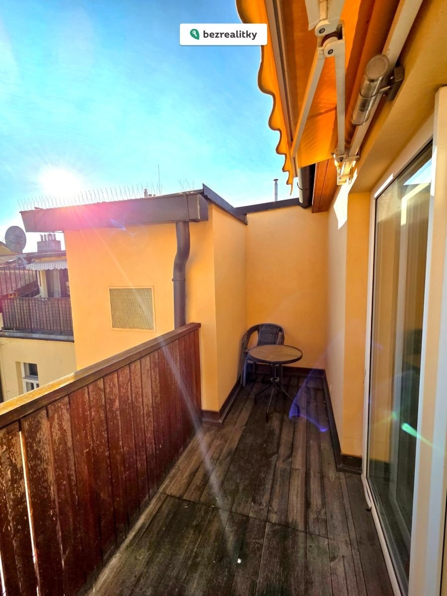 1774823585-bchbpitttw-1000081223