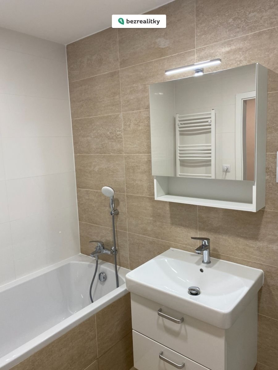 1762455327-rbcuhemufc-img-5828