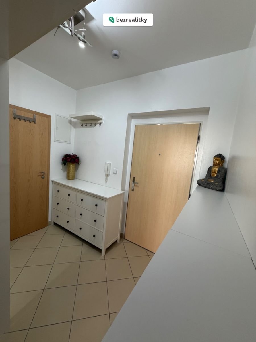 1793108477-whdpaaryqa-img-0273