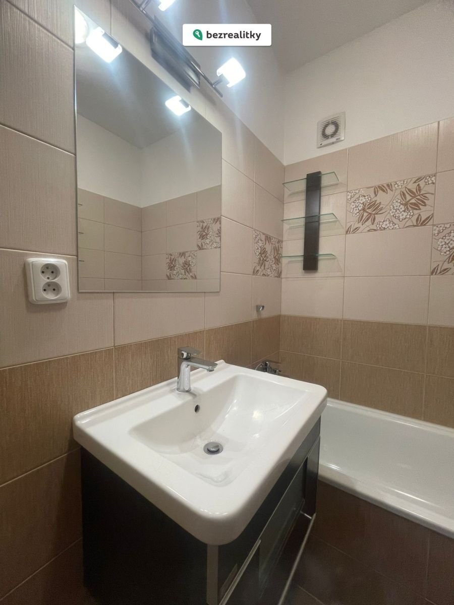 1761575917-igcejrnrnf-img-20251027-wa0008