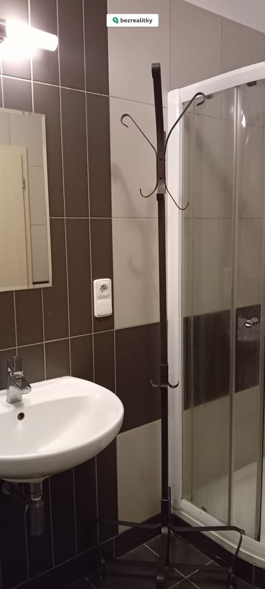 1760433454-wfpwevxrrx-20250909-210758