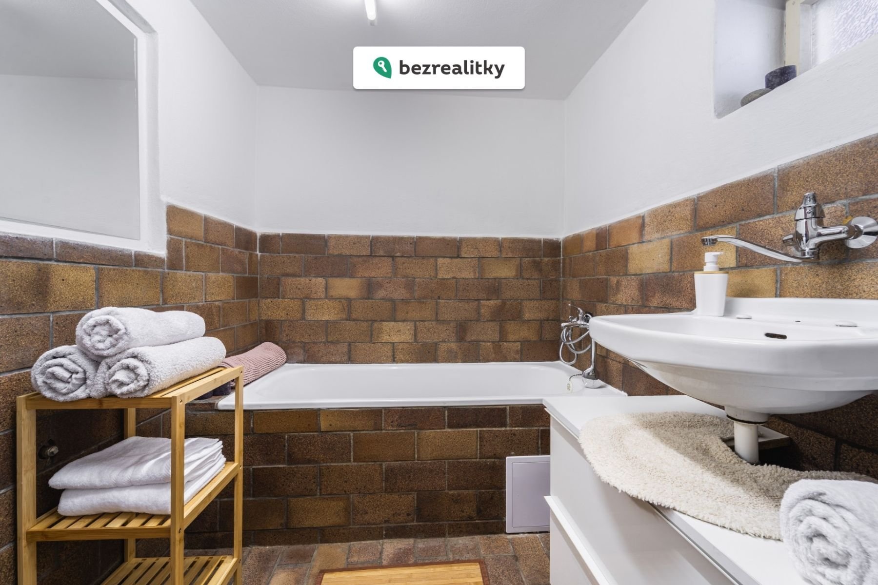 1773413702-wjcmllkvlu-chalupa-kunvald-00013