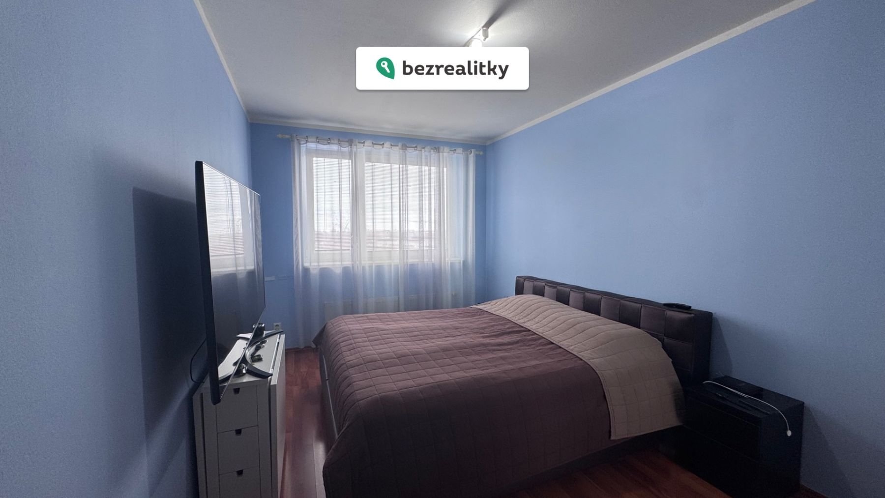 1774196353-smhdkbzdif-tempimagerg69vv