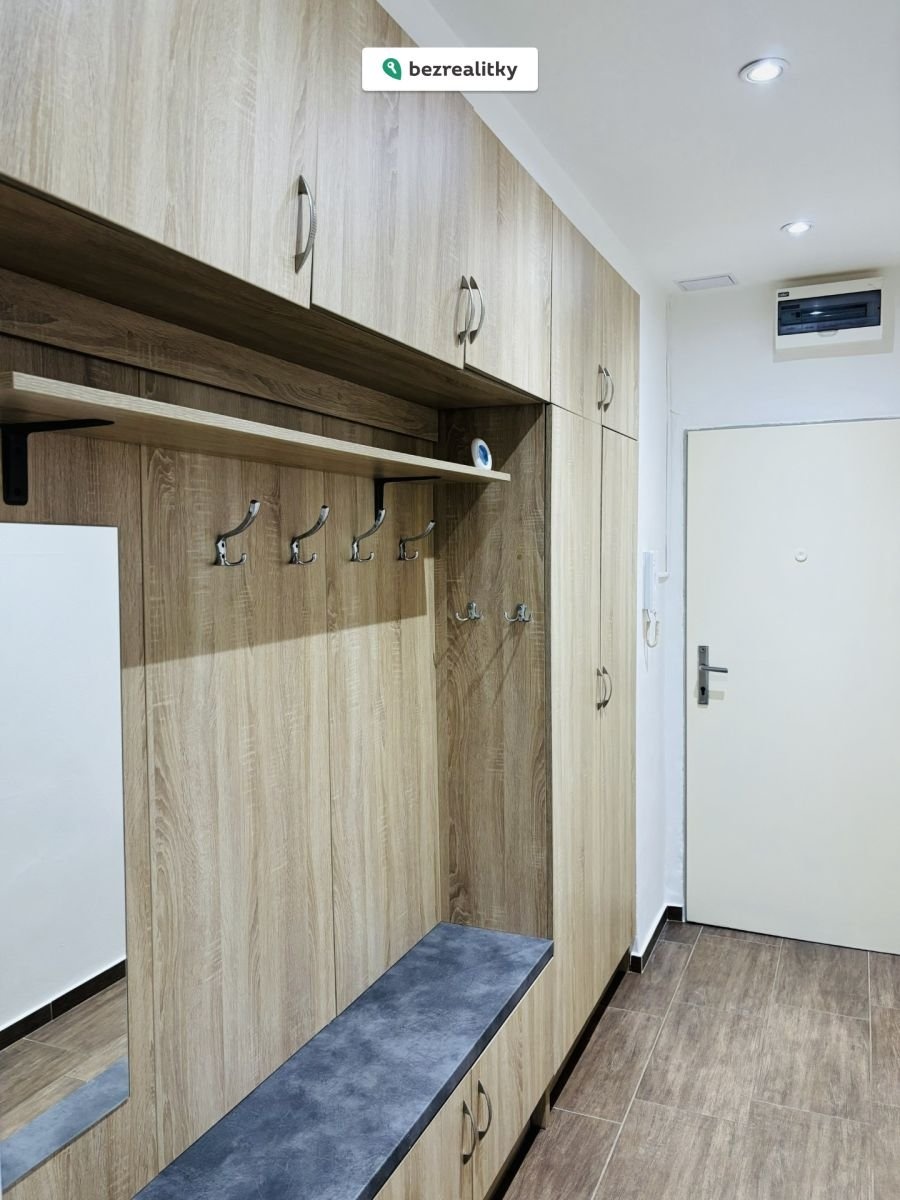 1770566666-sfbvnyzsbj-img-e8959