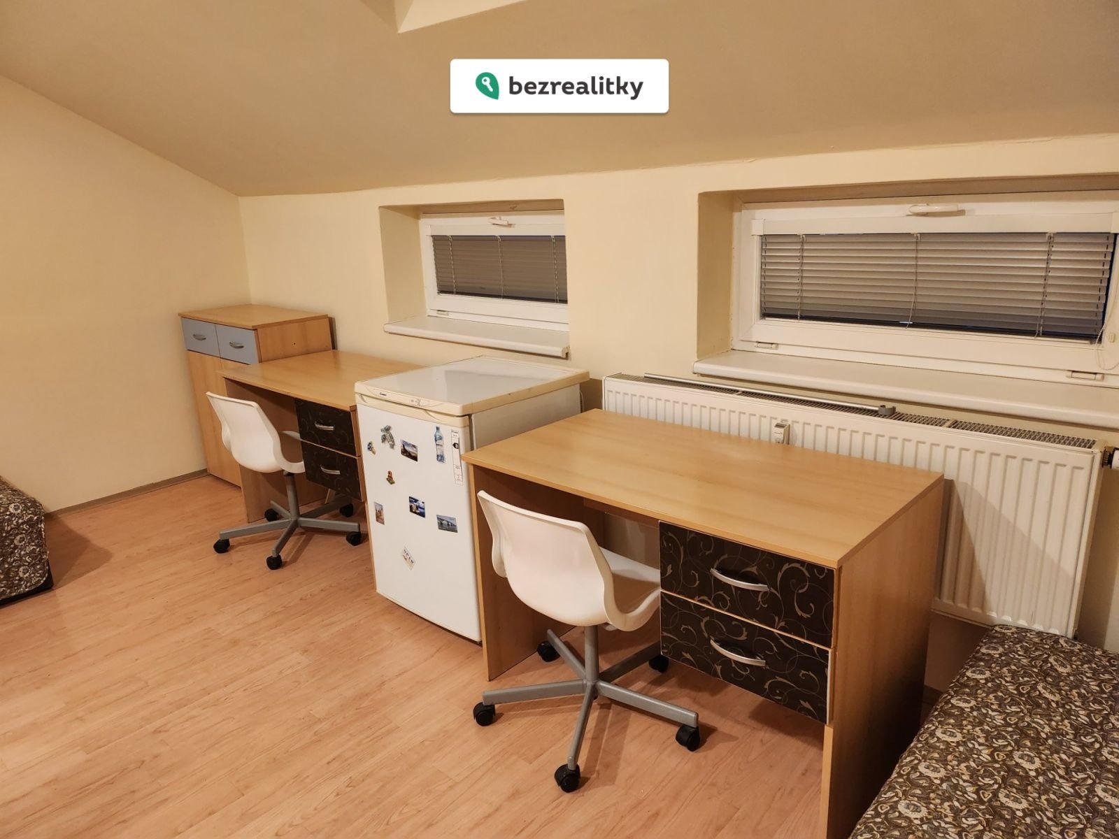 1761487853-txlsjmzhze-f1