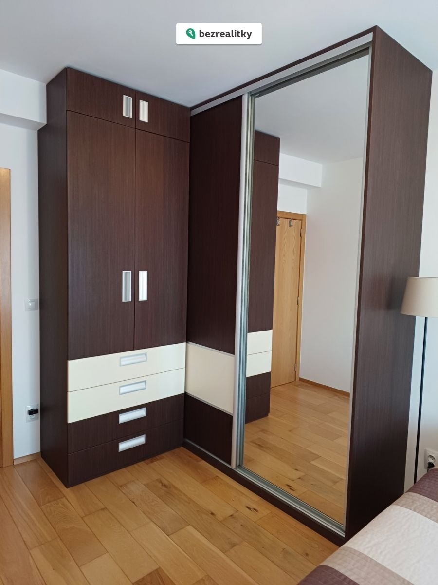 1759320944-zqmnreoruu-20250203-144627