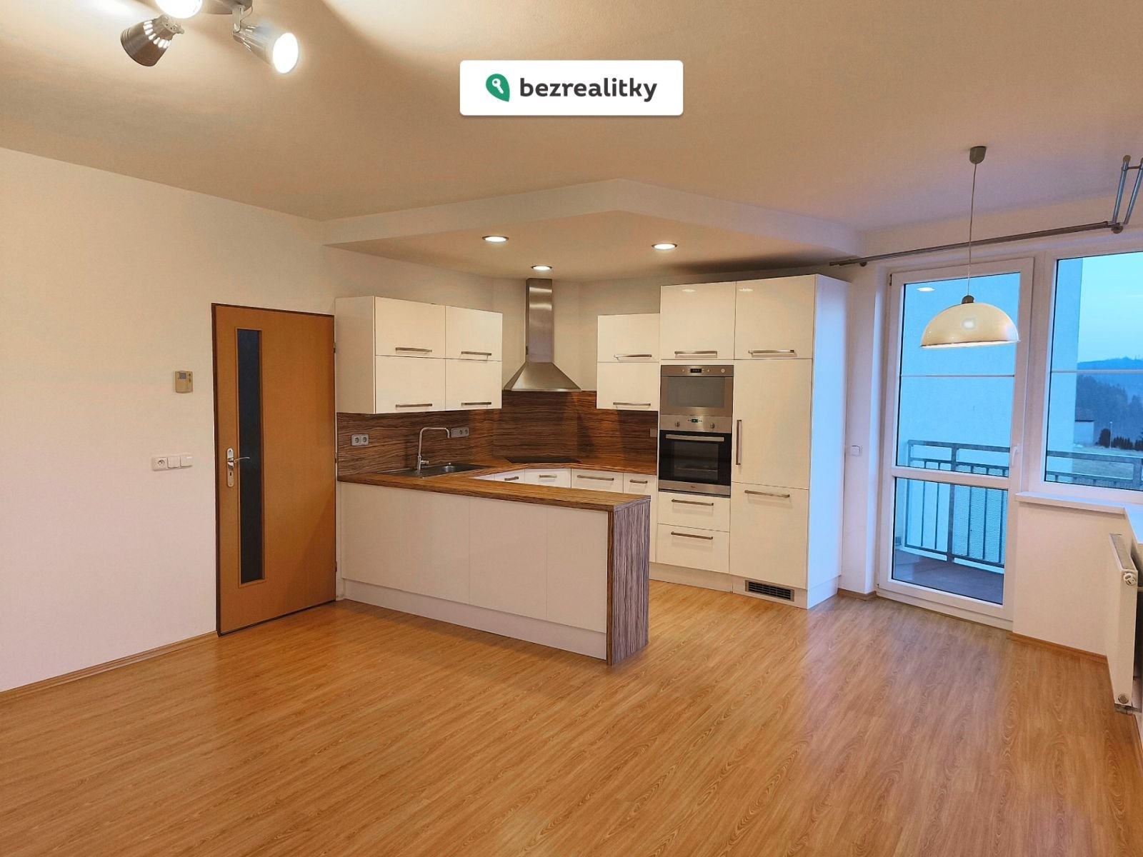 1775126256-iqpfxwrzxc-4img-20260401-130055