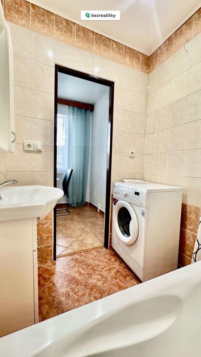 1768761046-hqowrdurmw-img-0808