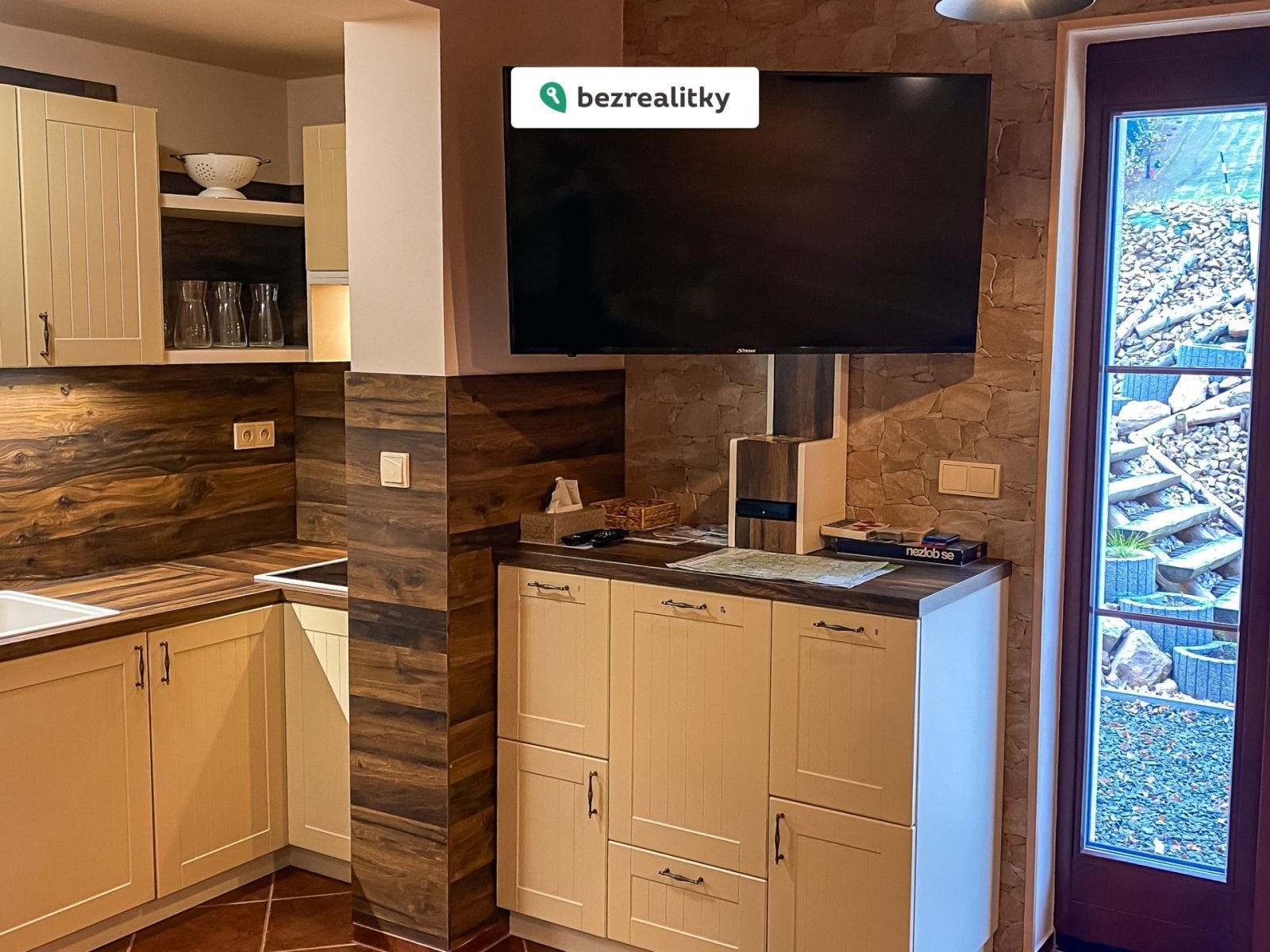 1775656829-zmuzzmlrlh-img-1655-3