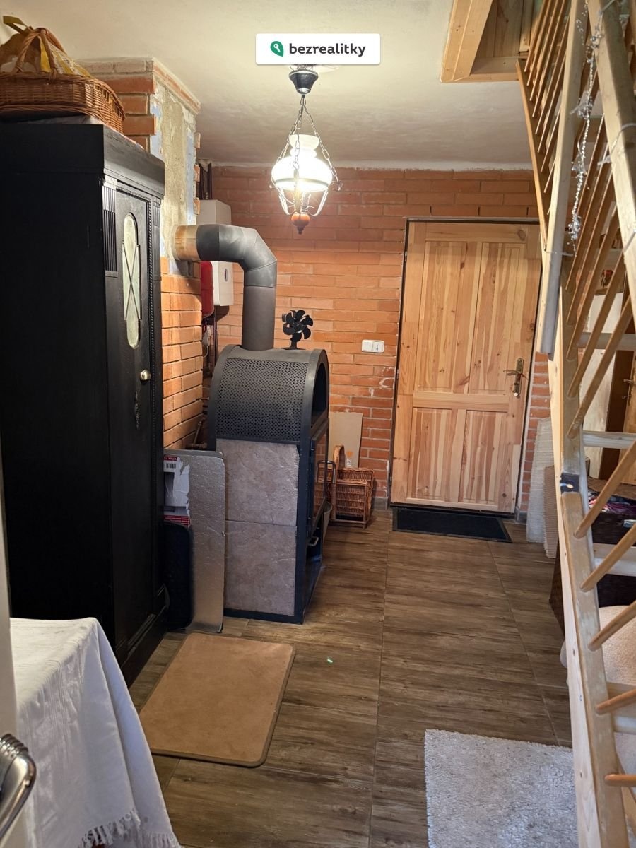 1763759234-vvrydyjwja-img-1809