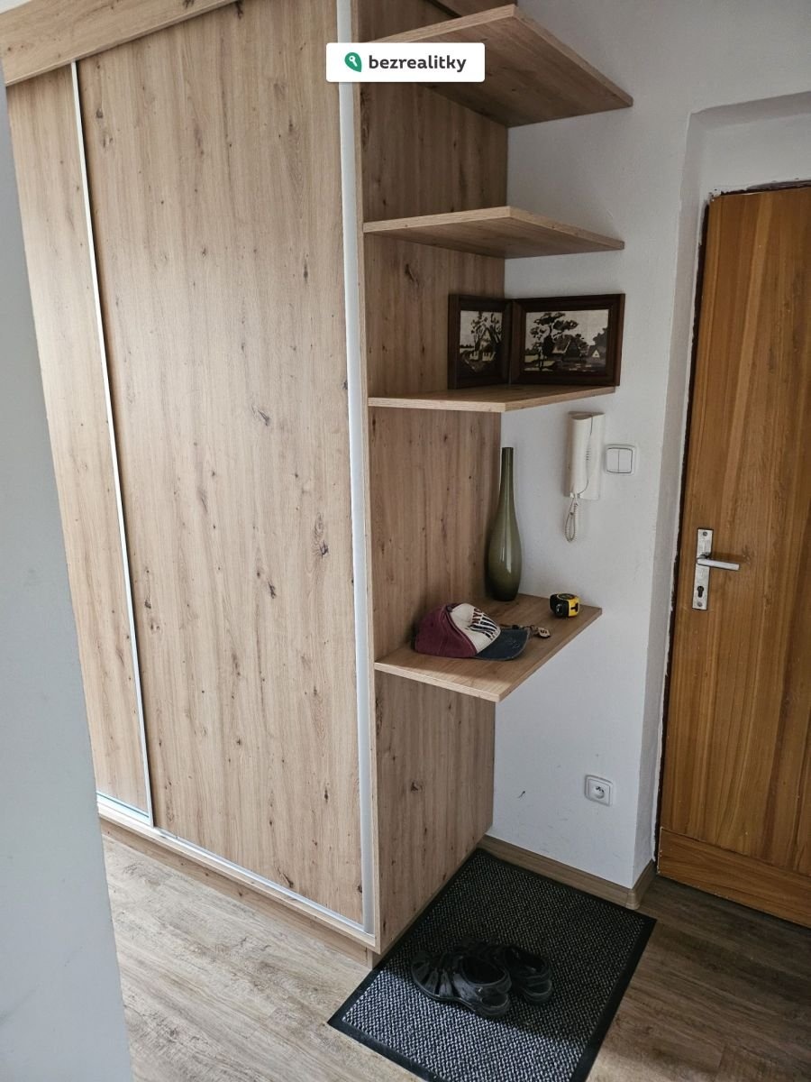 1755791485-hecoyrusjd-chodbicka-dvere
