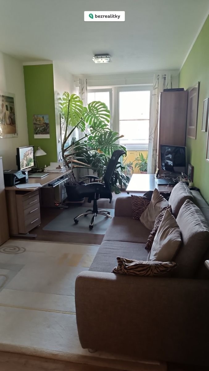 1762973572-zkygpqseyb-img-20251105-151835