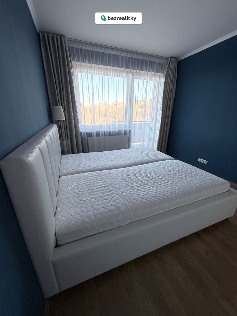 1774812681-qjqvbyjiut-img-6835