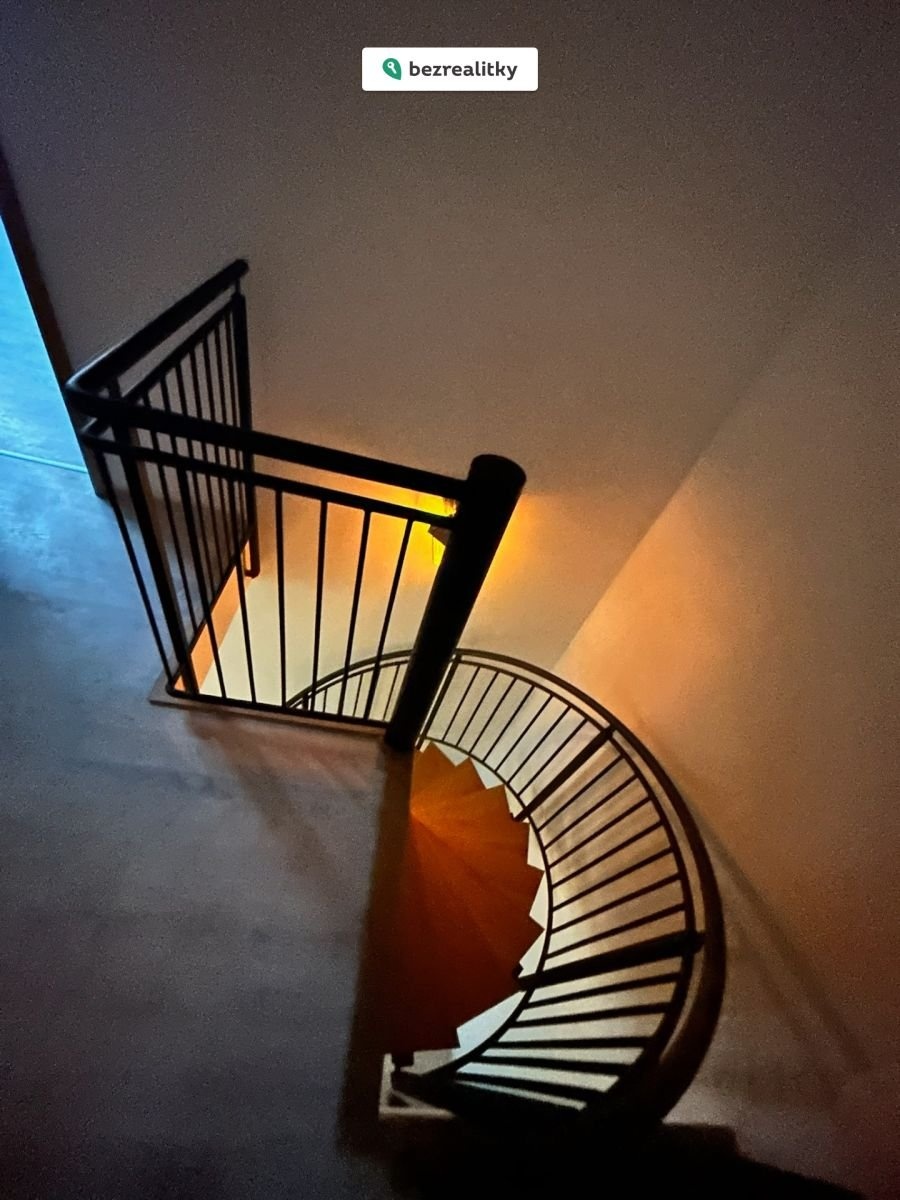 1750149094-qhomkugdlb-img-7390
