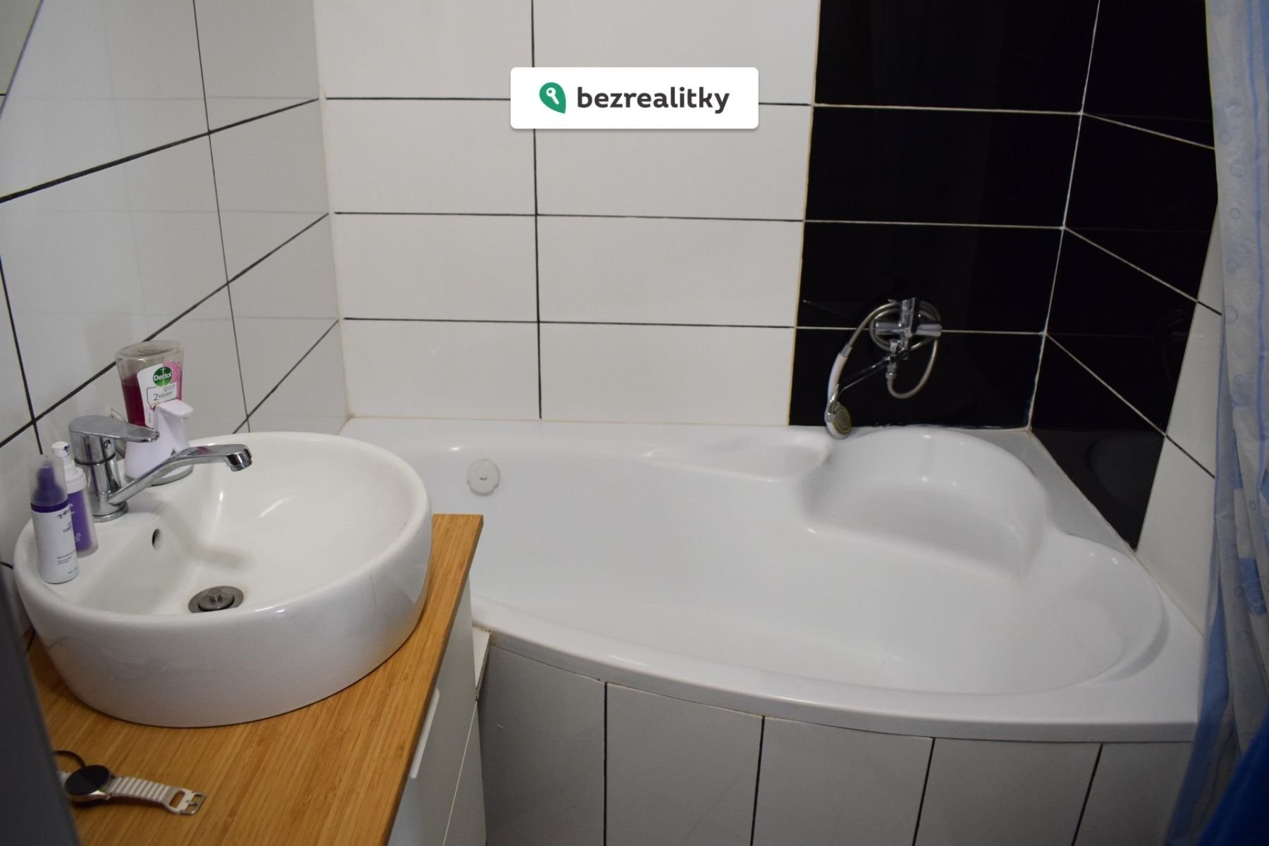 1775296892-ydqtbejovp-dsc-0016