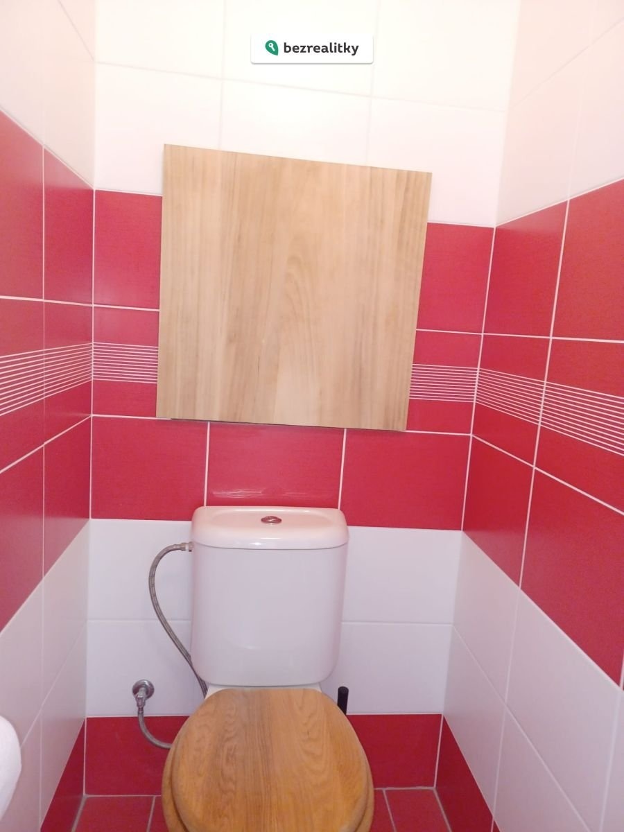 1758496042-cxbueyqsio-12