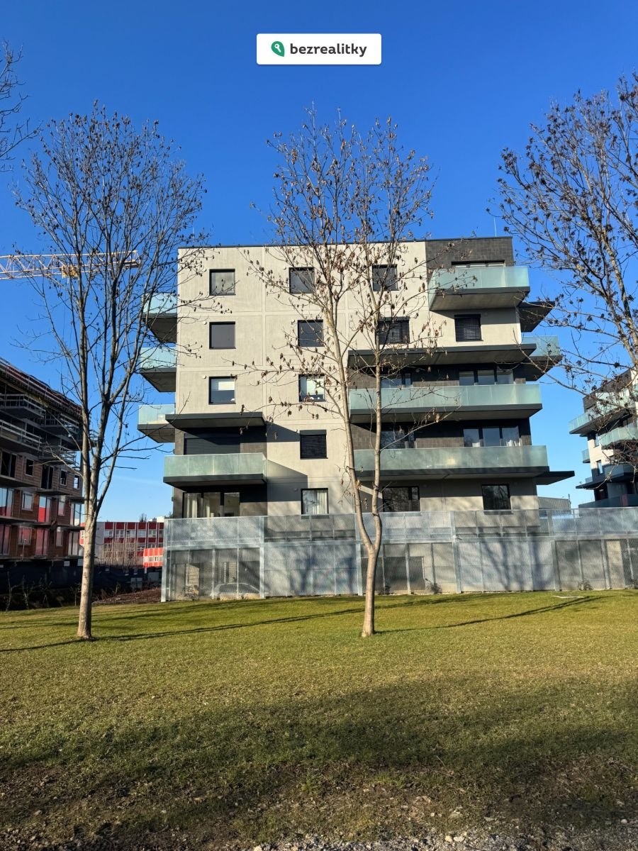 1773687519-ffrutkyfpq-img-1600