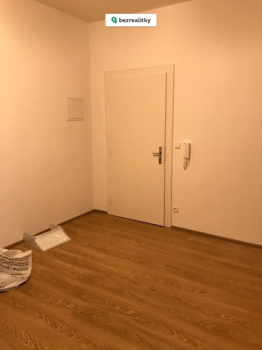 1773651109-nxvicwzlvg-vstup-do-bytu-hala