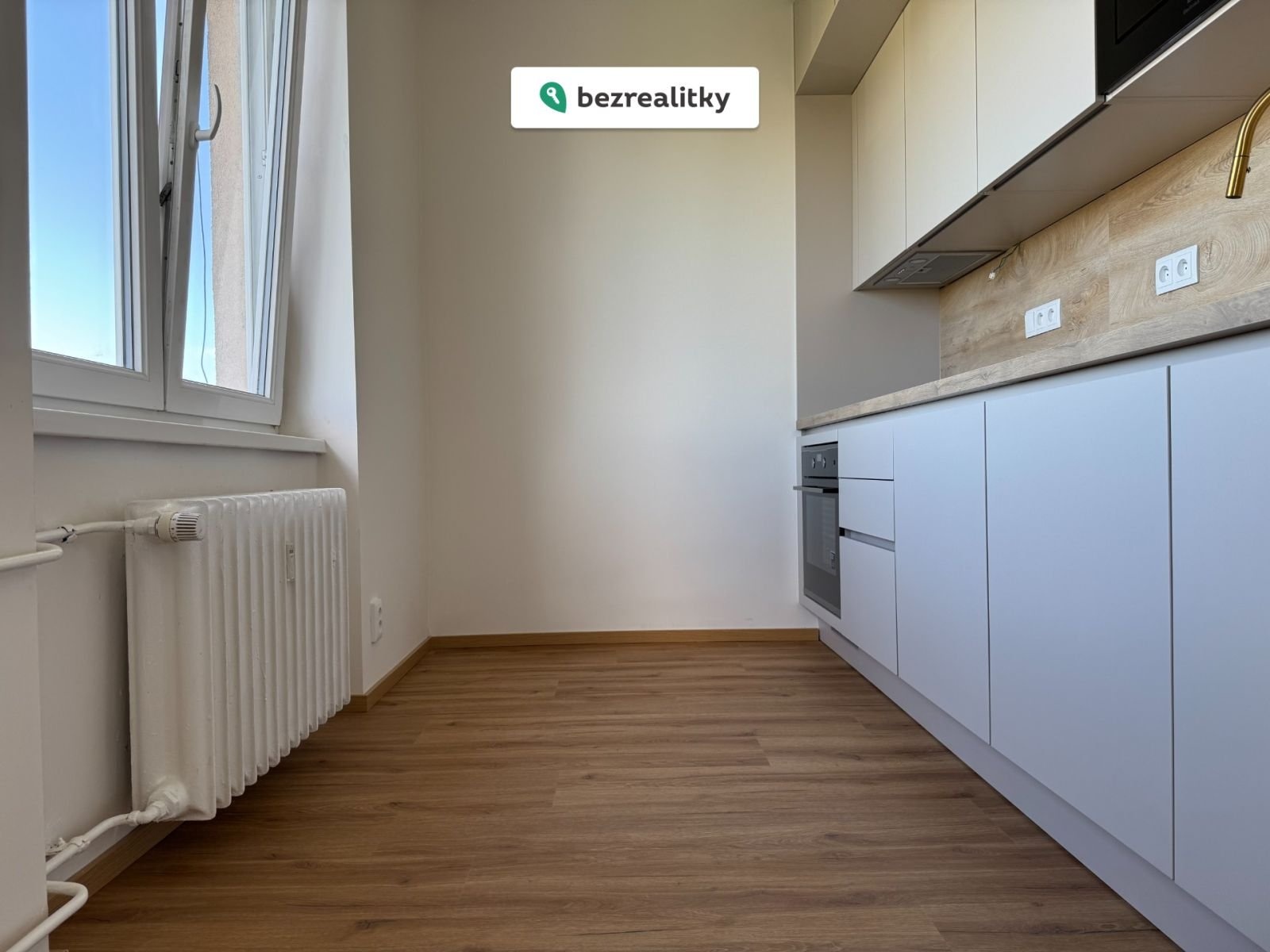 1759487698-idymybarks-9