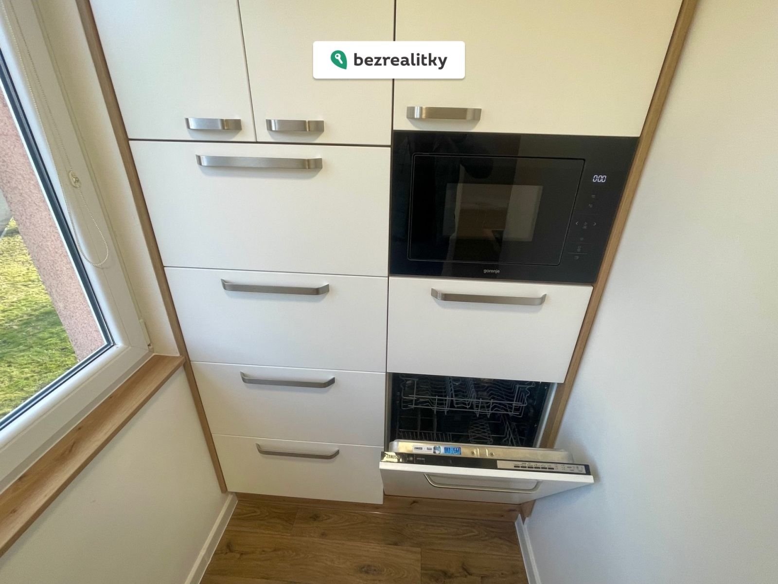 1770038549-oxekmhifma-img-9269