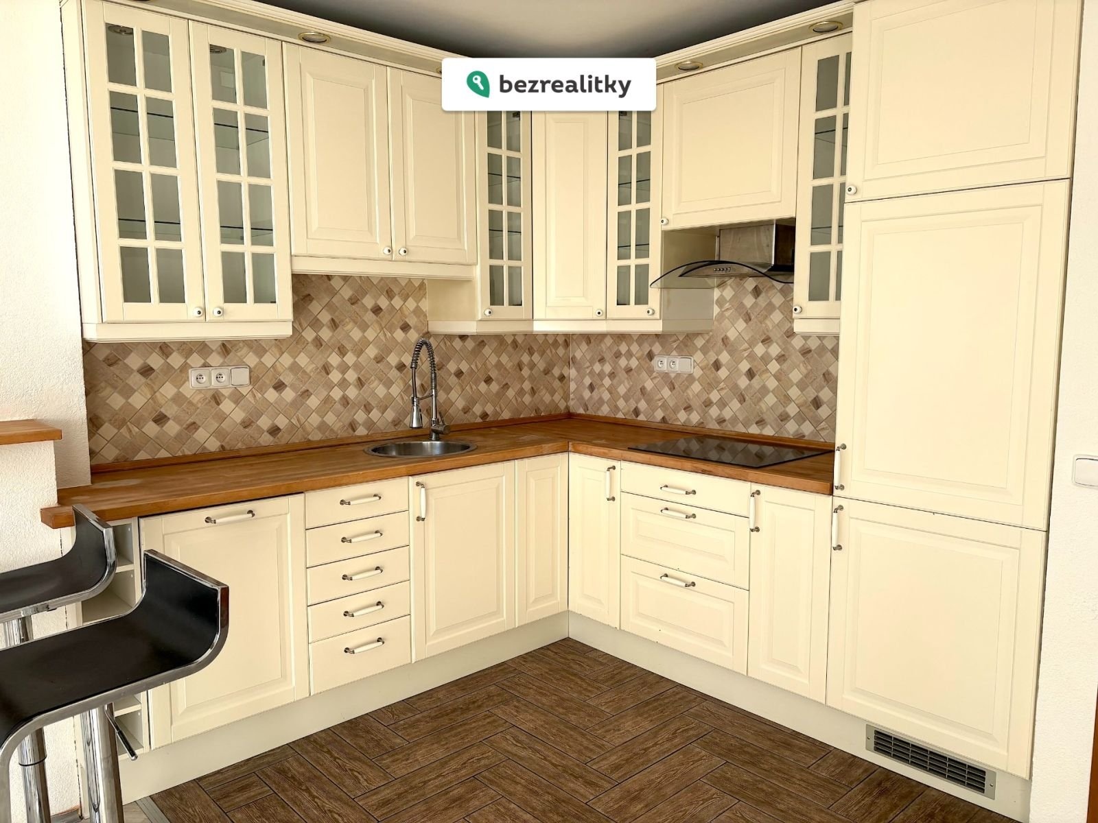 1770911809-ejjfkpesrn-7