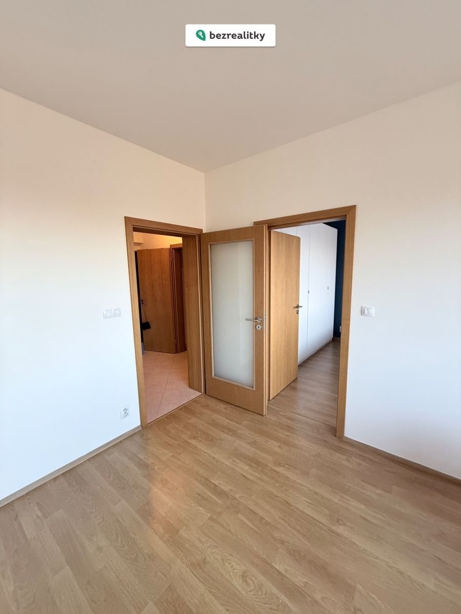 1774812679-twebexlqoh-img-6845