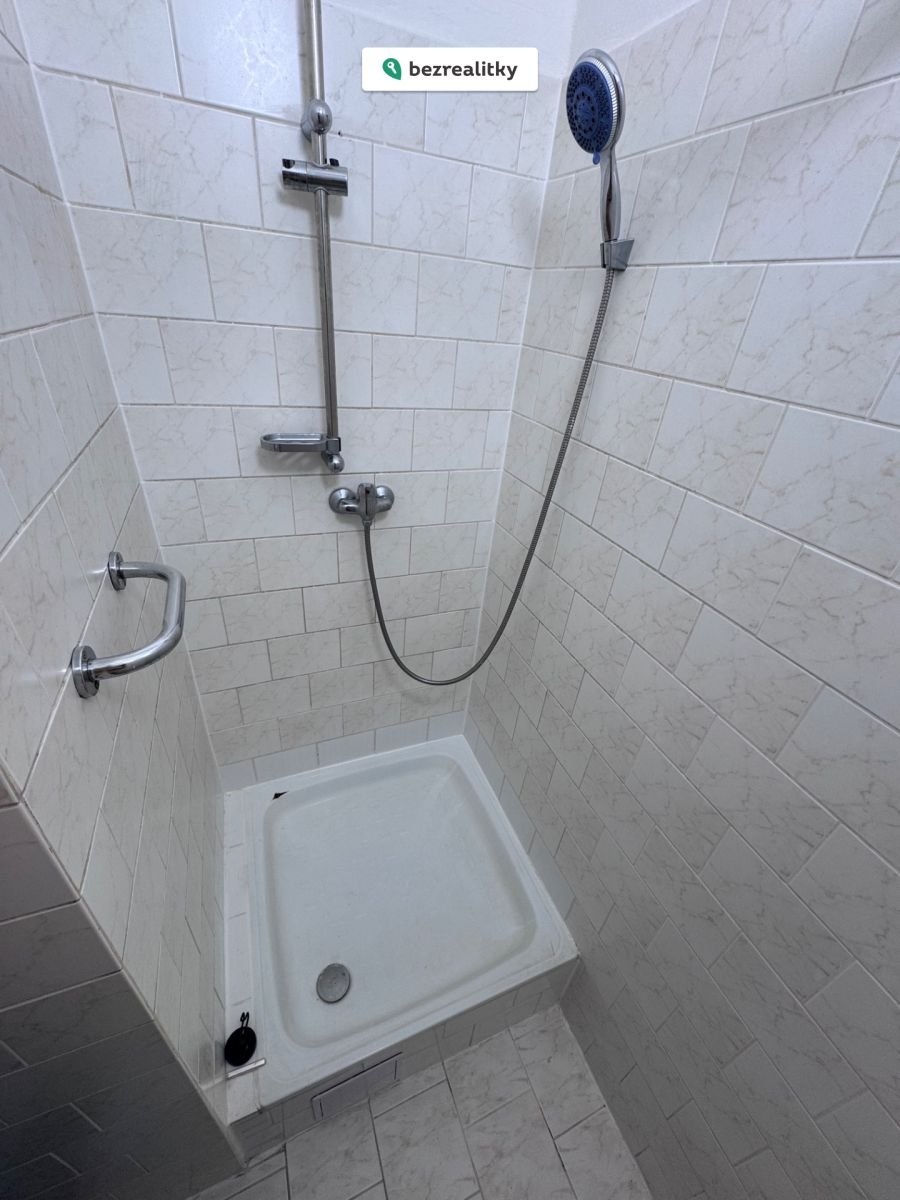 1776106559-vpvygnswlp-12