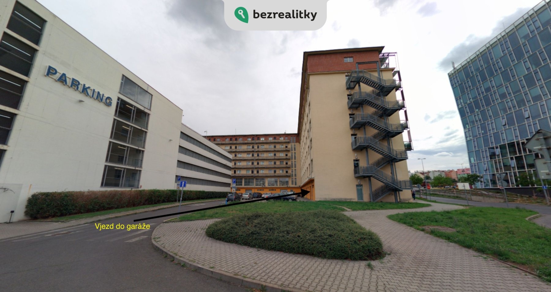1744101757-kkxluspbpp-p9-garaz-2