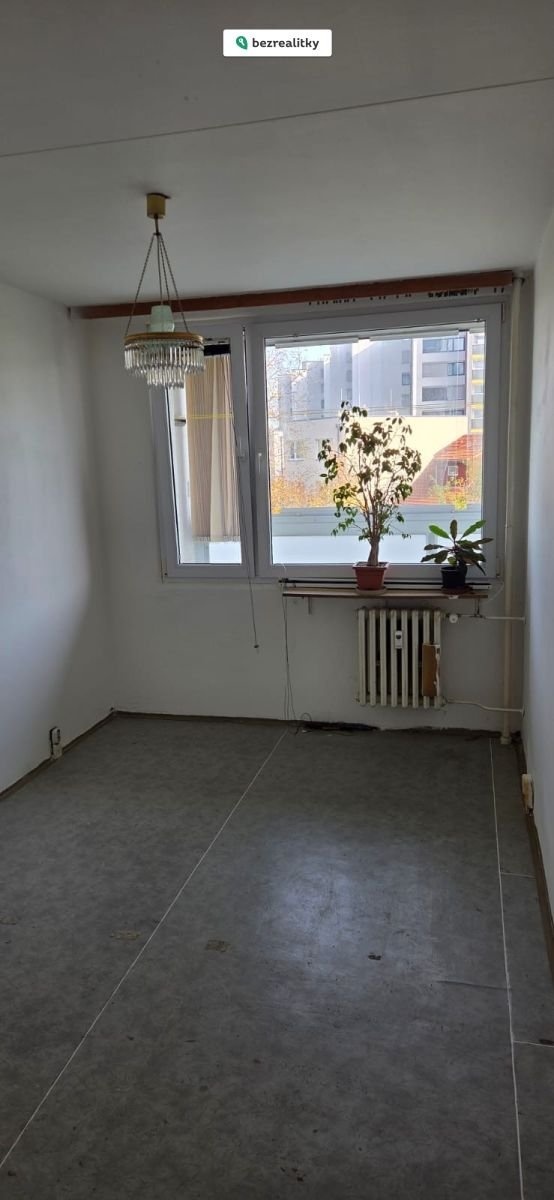 1762248545-spngnmhtkm-pokoj-2