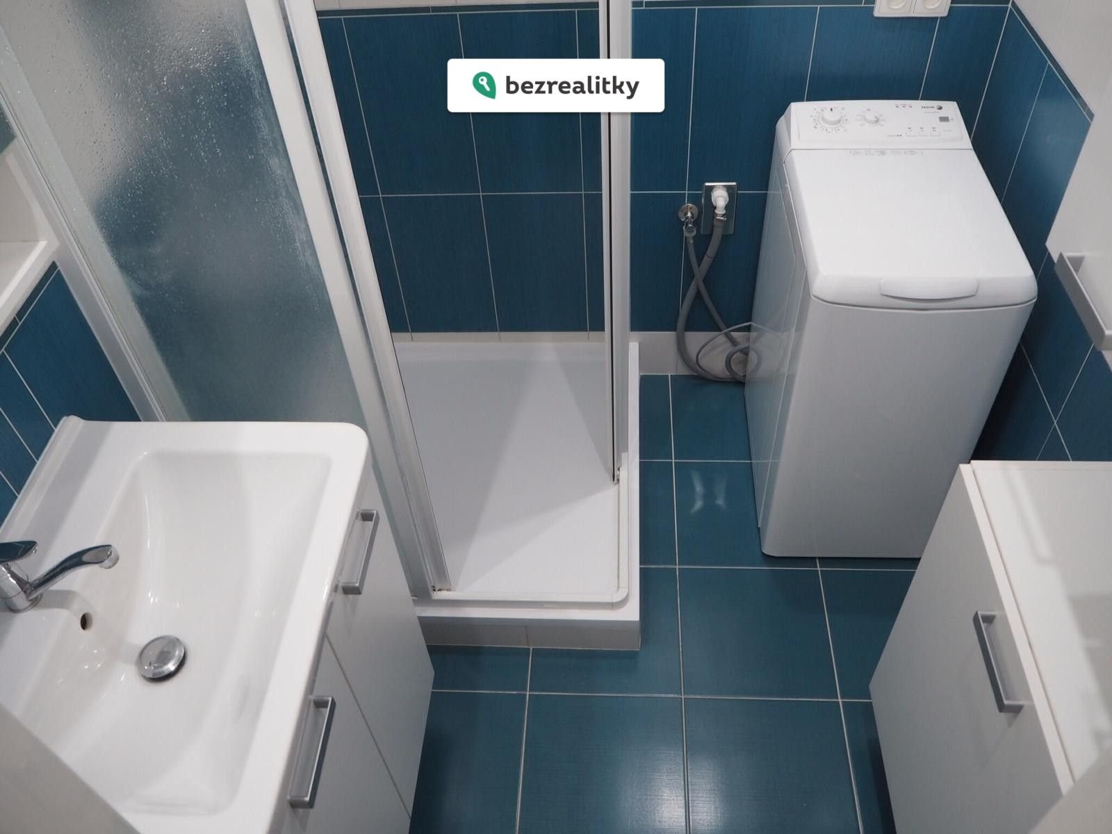 1761684413-pstexqosxv-04