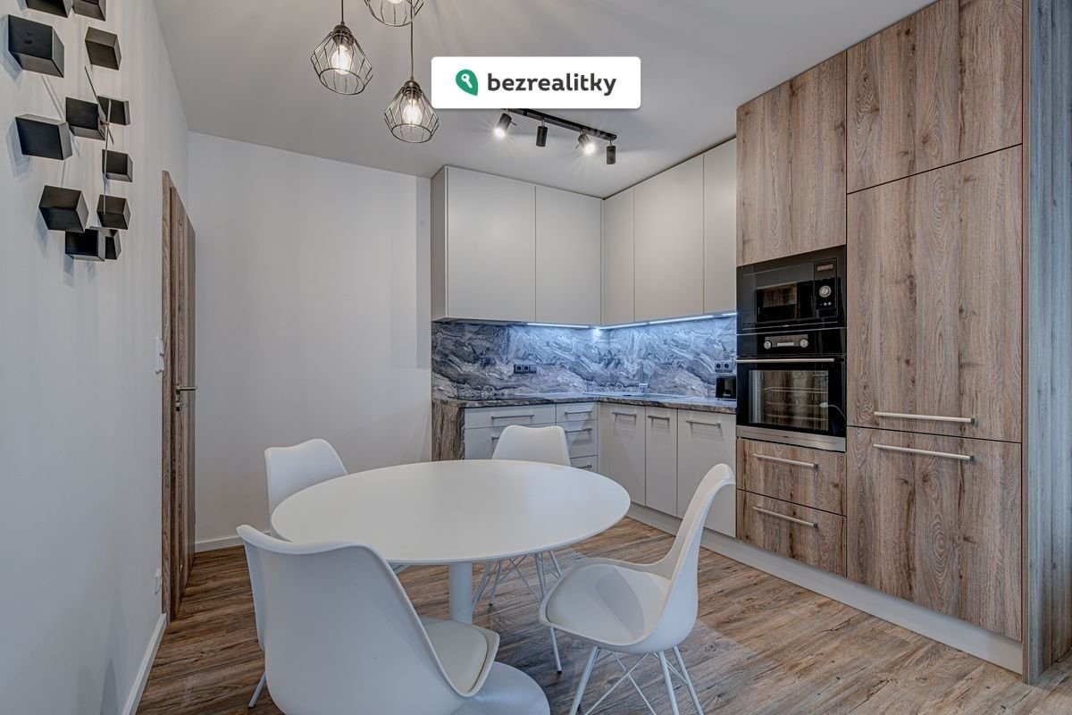 1761501123-mksicgzugj-41bd