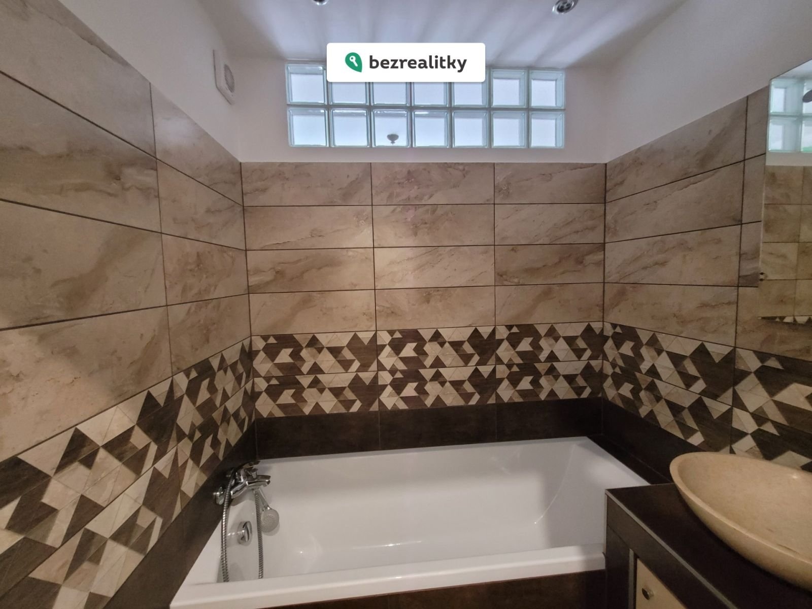 1771442201-alblorcpxc-20260216-083520