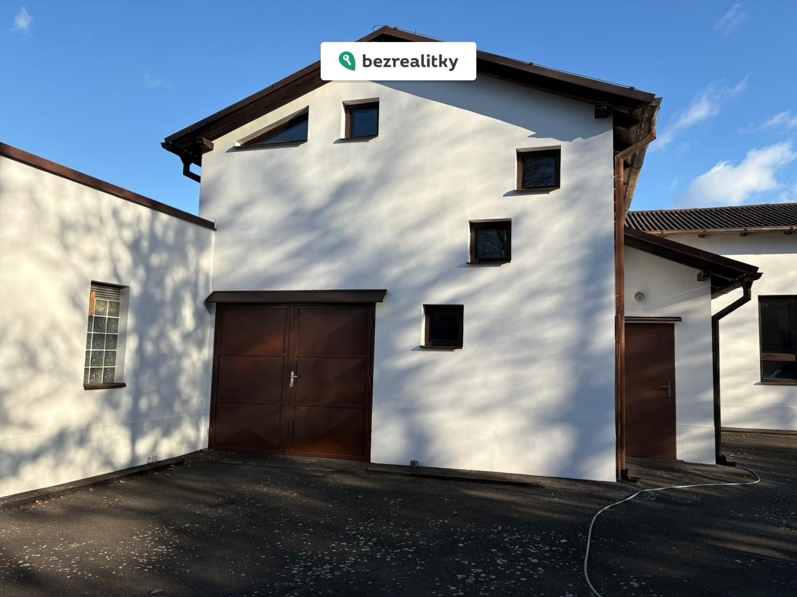 1767629713-ykzwmvytla-d7ae0e9c-719a-4ca2-8db9-c6e0