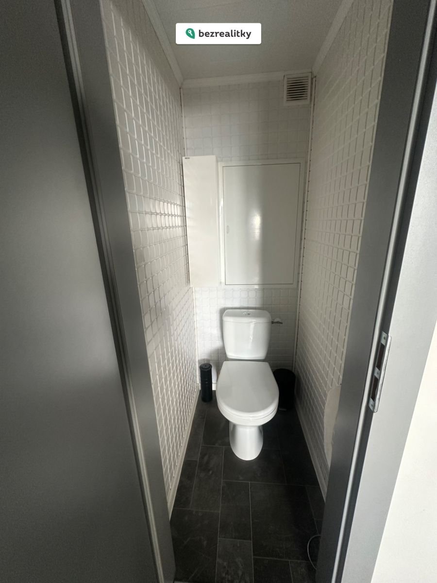 1773498252-crkivmcctz-img-2688