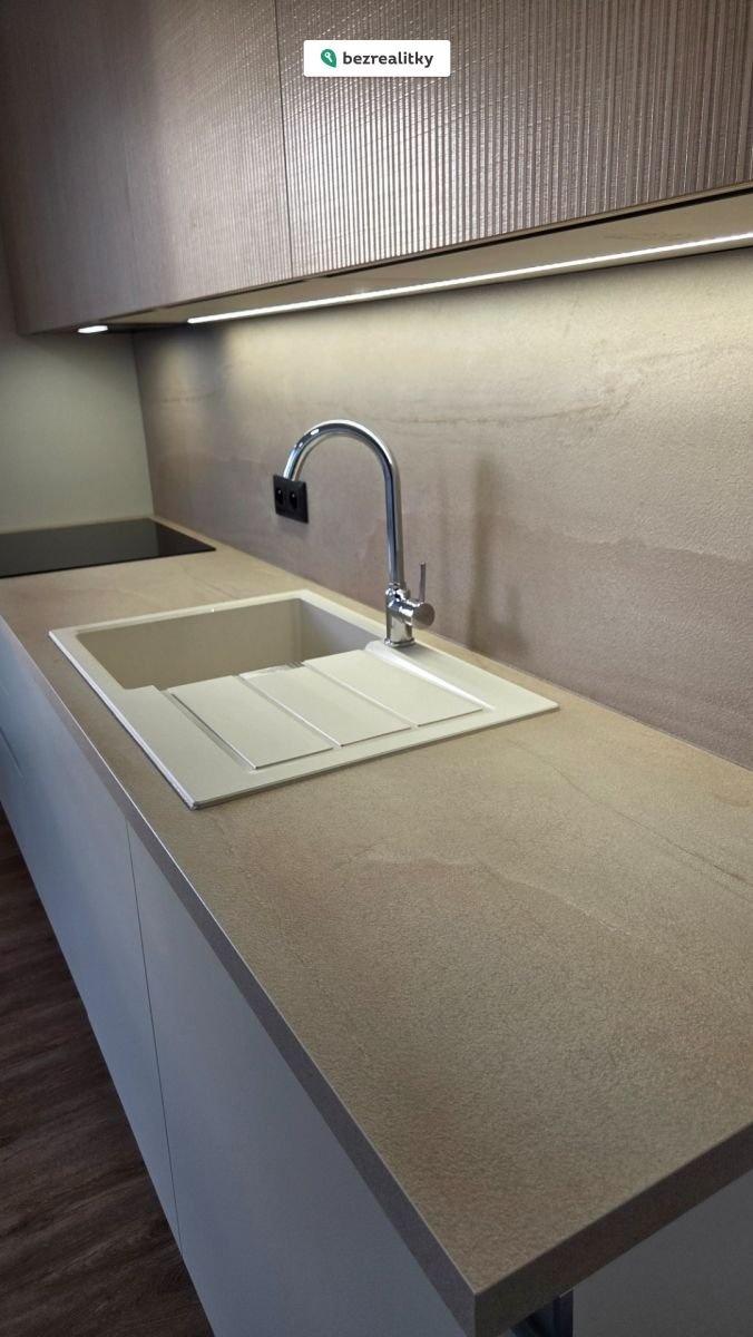 1772367353-tntuizkbjx-20260218-164846