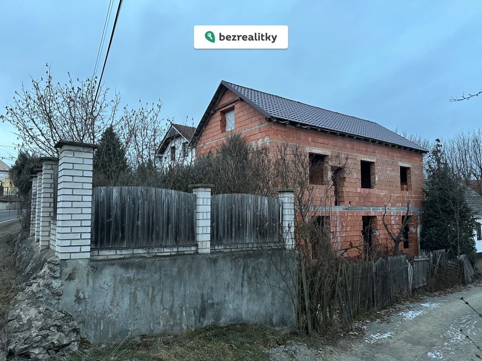 1770027994-hsbkjyyebm-img-2013