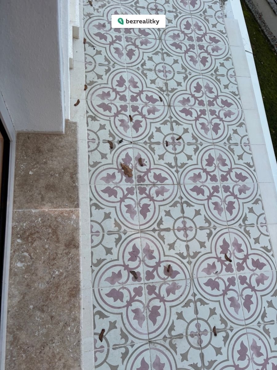 1769772101-bjbfllzxxb-img-1960-1