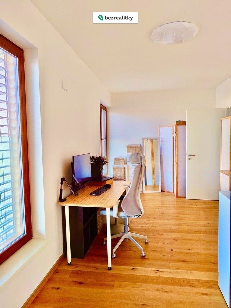 1774370881-pluravrgsu-d6ae4e19-94c5-4f95-a43c-9c682c72fc49-1-105-c