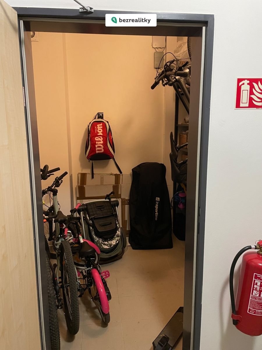 1763566505-aapmihupui-tempimageirqoyj