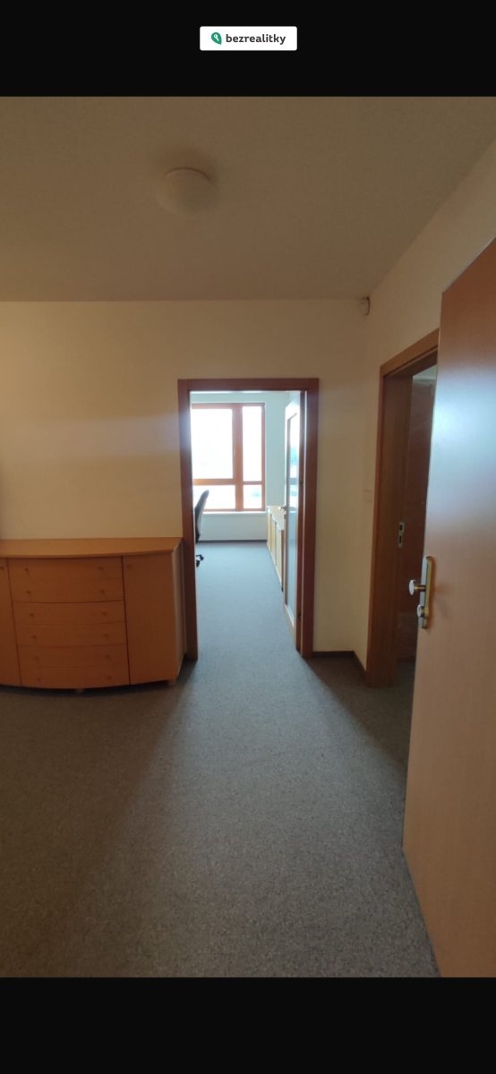 1762340342-jxkwwldzuv-img-2734