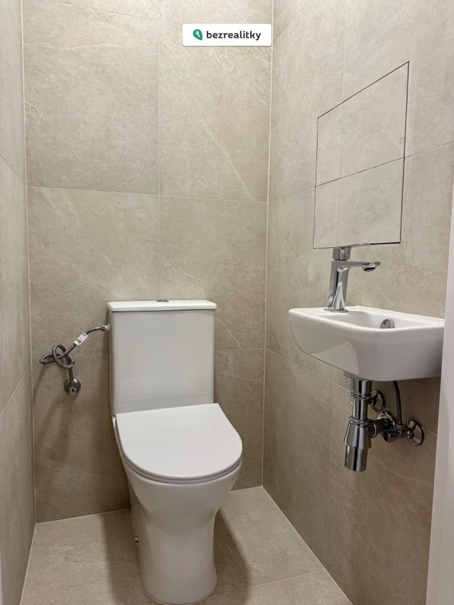 1762945709-dwmaepjrkc-img-7878